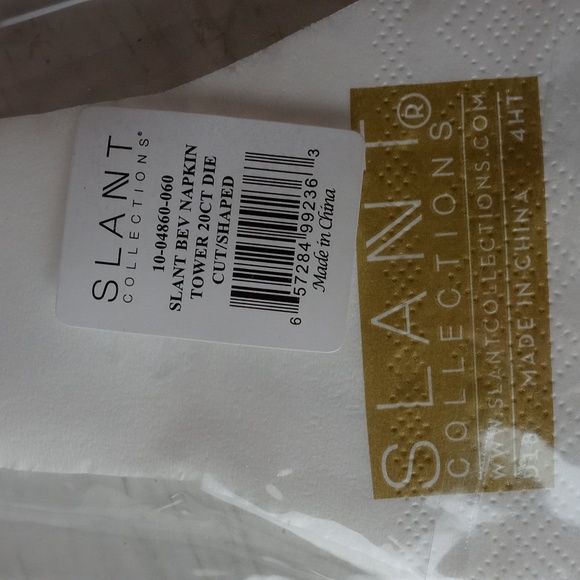 NIP Big Bundle of Eiffel Tower Shaped Beverage Napkins - Picture 4 of 5